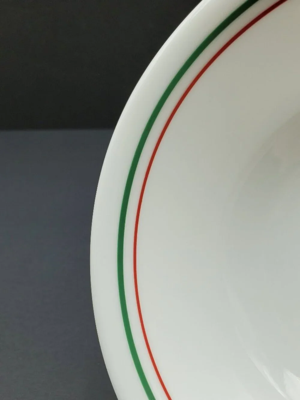 Corelle Winter Holly Soup Cereal Bowls White Bowls with Green & Red Bands